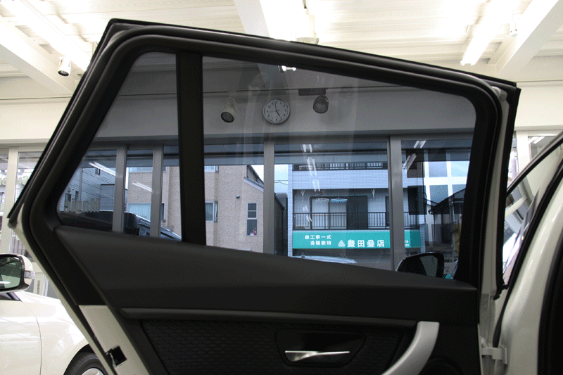 断熱カーフィルム施工(シルフィード)　BMW 320dツーリング Mスポーツ