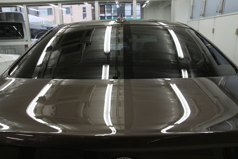 BMW 320i ガラス全面へシルフィード断熱フィルム施行。
