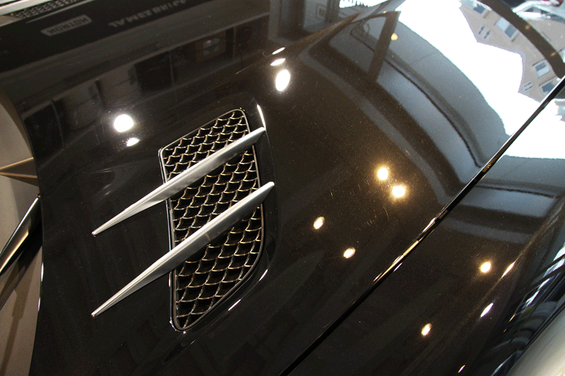 メルセデスベンツ　SLS AMG 　プレミアムガラスコーティング施工前のボディ！
