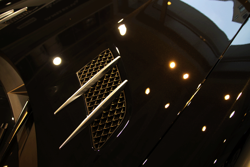 メルセデスベンツ　SLS AMG 　プレミアムガラスコーティング施工後のボディ！