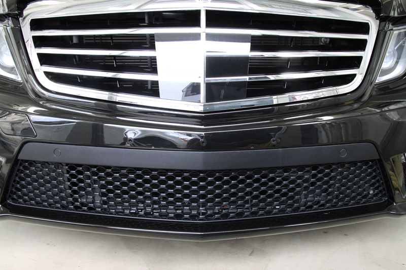 スーパープレミアムガラスコーティング施工　ベンツ　E63 AMG (W212)