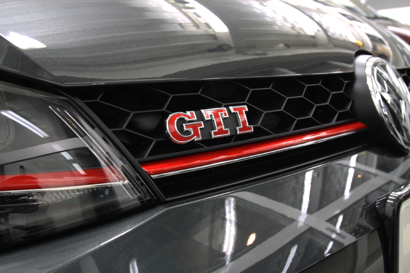 細部分へのコーティング施工！　VW　ゴルフ7　GTI。
