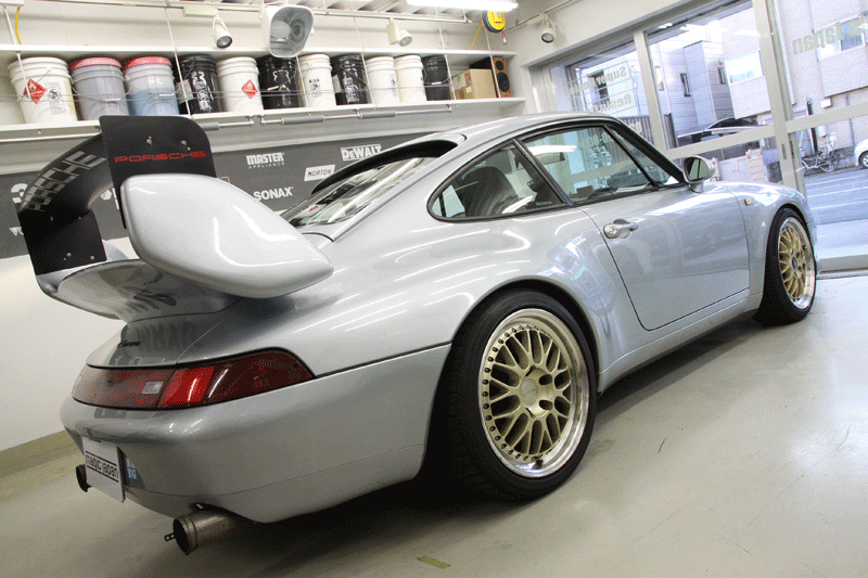 劣化したストーンガードフィルムの貼り替え ポルシェ911 993 東京マジックジャパン